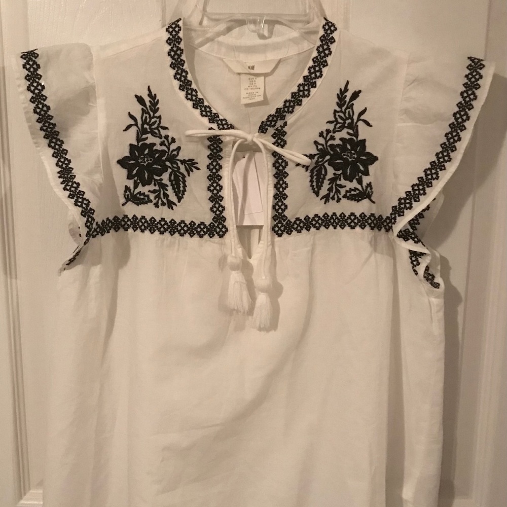 Short sleeve top